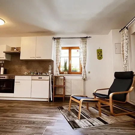 Dorfhof Bauer *