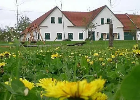 Apartment Dorfhof Bauer *