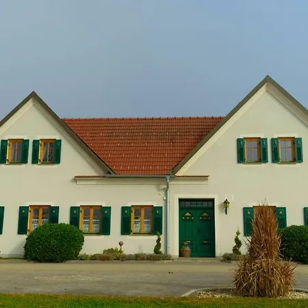 Dorfhof Bauer * Riegersburg