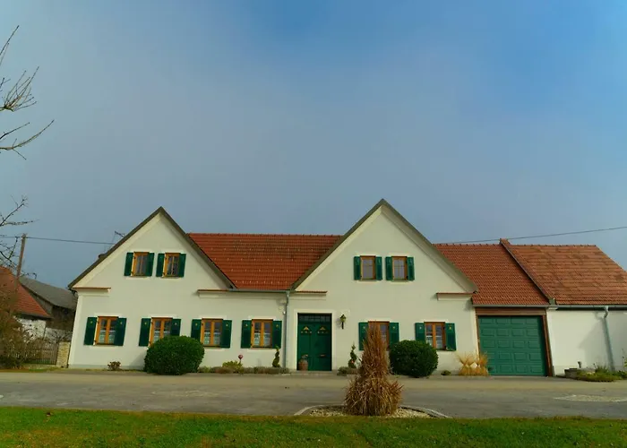 Dorfhof Bauer شقة ريغرسبورغ