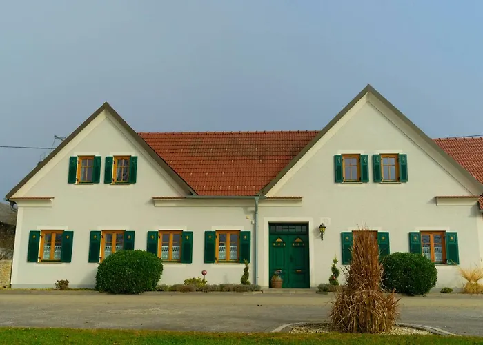 Dorfhof Bauer * ريغرسبورغ